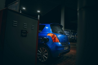 Heimtankstellen f�r Erdgasautos f�r die Garage